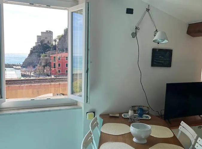 Appartamento Elegant With Sea View