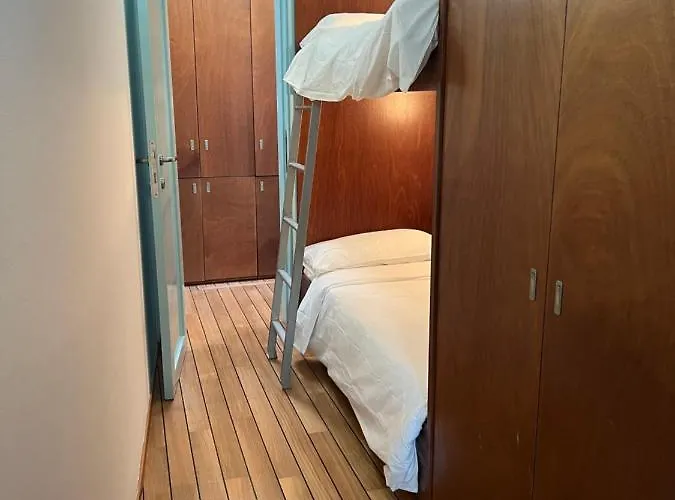 Elegant With Sea View Апартаменты